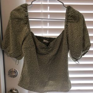 Never worn a&f top with spots & puffed sleeves. Fitted bodice w/ stretchy back